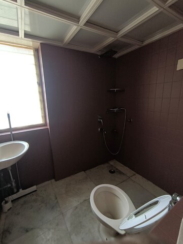 Bathroom in 3 BHK Apartment at Milton Apartment, Santacruz West – for Rent