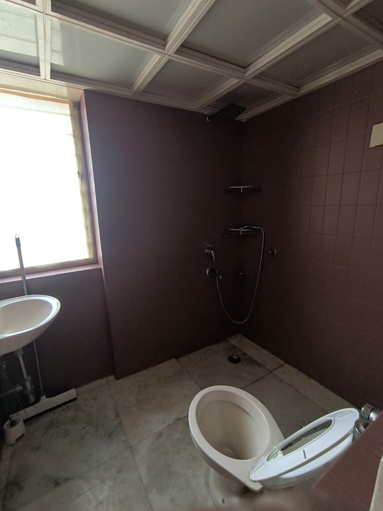 Bathroom, milton-apartment 3 Bedroom 1150 Sq.Ft. Apartment In Santacruz West Mumbai 8037307