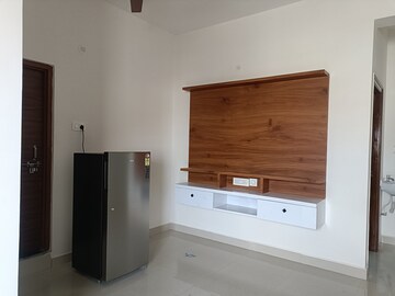 Furnished Amenities in 1 BHK Apartment at Kondapur – for Rent