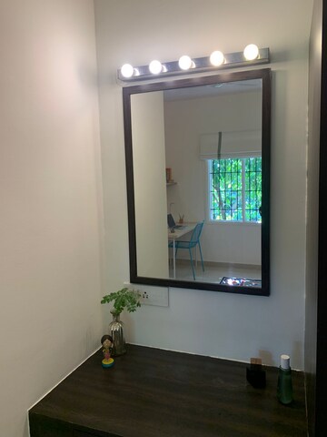 Room in 2 BHK Builder Floor at Hsr Layout – for Rent
