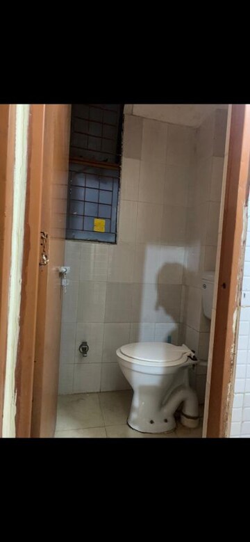 Attached Bathroom in 2 BHK Apartment at Sector 20 – for Rent