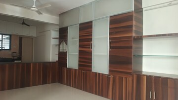 Room in 2 BHK Builder Floor at Jairaj Lake Town, Katraj – for Rent
