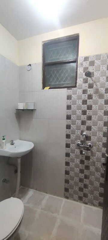 Bathroom in 1 BHK Builder Floor at Mehrauli – for Rent