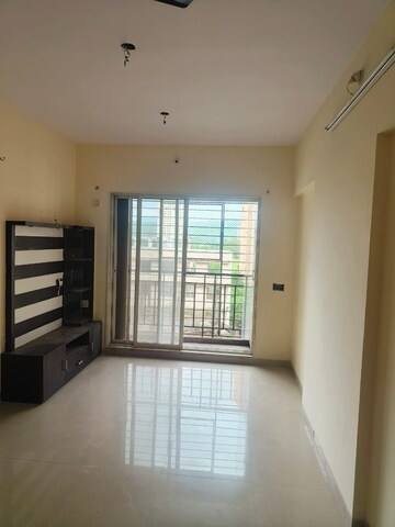 1 BHK Apartment For Rent in Puraniks City Reserva, Ghodbunder Road