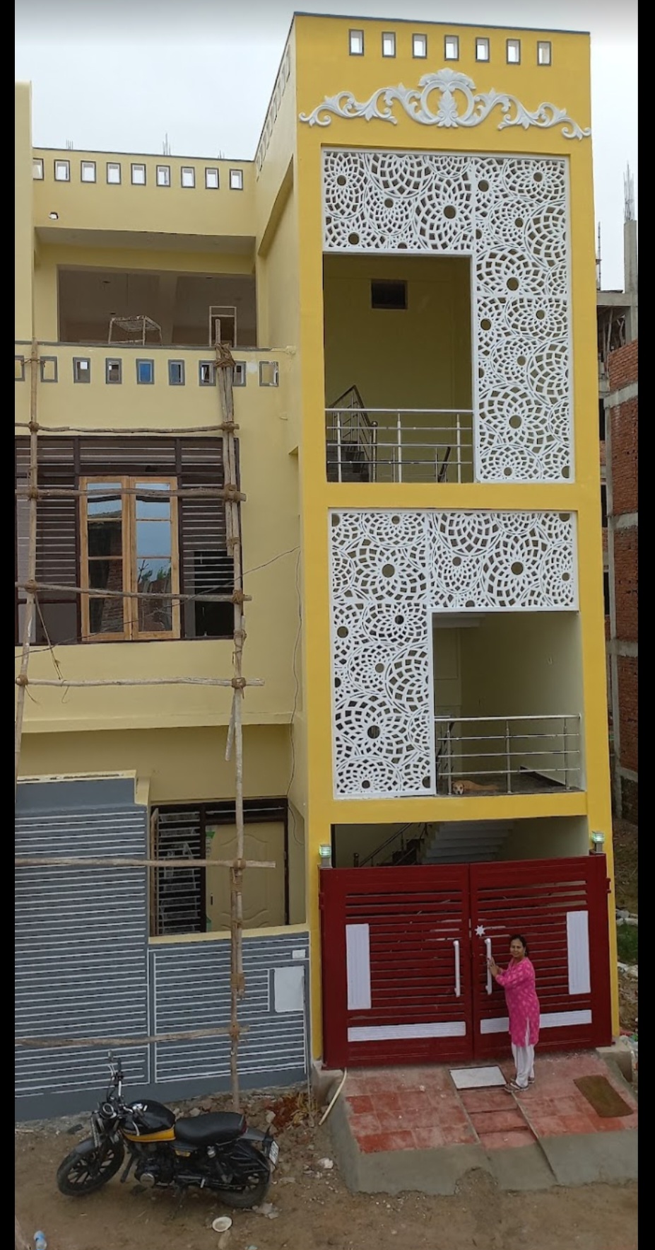 Plot For Sale in Kailasha Enclave