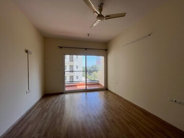 Room in 3 BHK Apartment at Sobha Classic, Harlur – for Rent