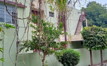Balcony in 6+ BHK Villa at Gomti Nagar – for Sale