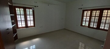 Room in 3 BHK Independent House at Hsr Layout – for Rent