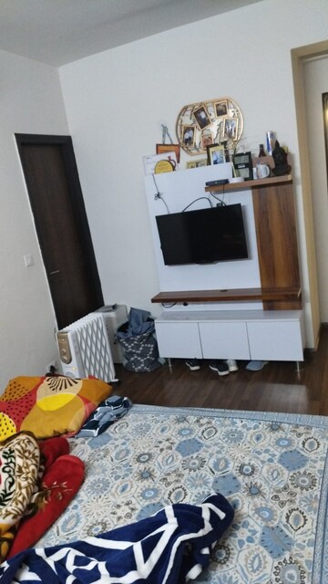 Living Room in 2 BHK Apartment at BPTP Discovery Park, Sector 80 – for Sale
