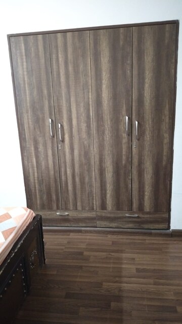 Furnished Amenities in 2 BHK Apartment at BPTP Discovery Park, Sector 80 – for Sale