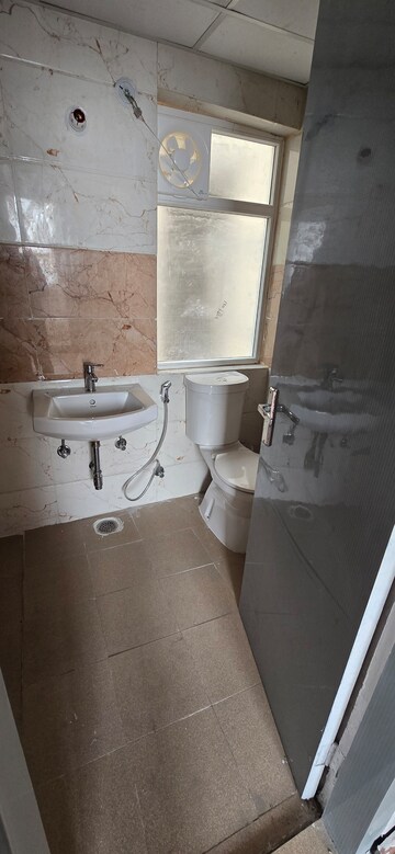 Bathroom in 2 BHK Apartment at Amrapali Riverview, Amrapali Leisure Valley – for Rent