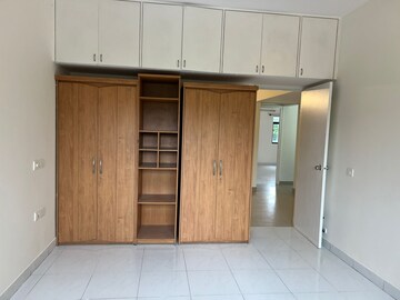 Room in 3 BHK Apartment at LnT Realty South City, Bannerghatta Road – for Rent