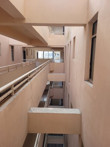 Living Room in 3 BHK Apartment at Elliot Road – for Rent