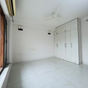 Room in 2 BHK Builder Floor at Ansal Plaza Sector-23, Carterpuri – for Rent