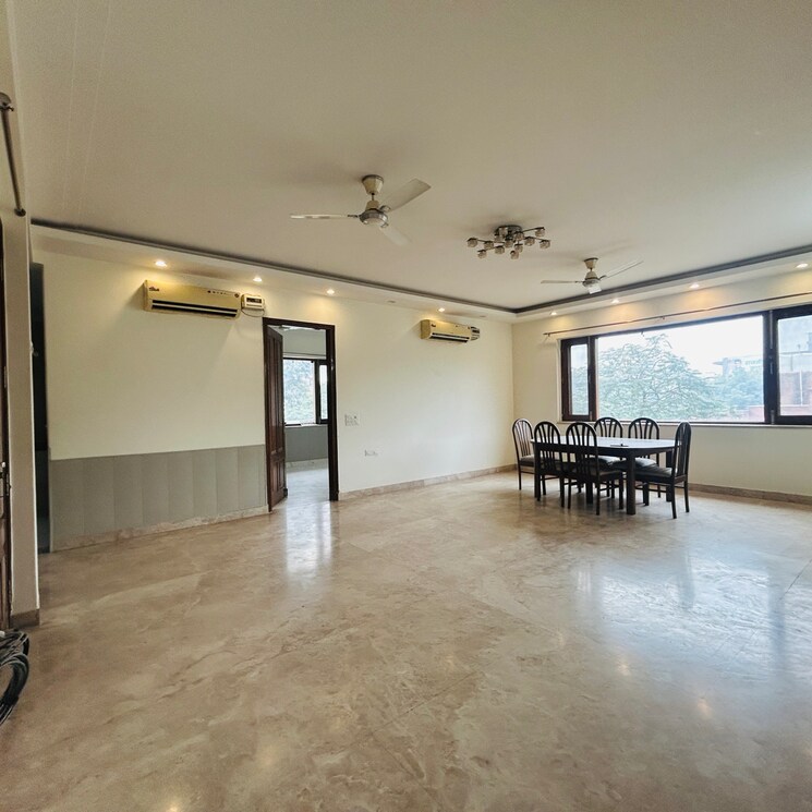 Room, palam-vihar-residents-association 3.5 Bedroom 3300 Sq.Ft. Builder Floor In Palam Vihar Gurgaon 8037619