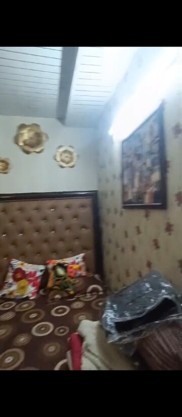 Furnished Amenities in 3 BHK Builder Floor at Mehrauli – for Sale