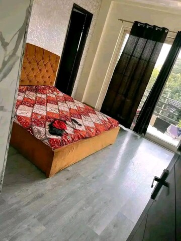 Bedroom in 3 BHK Builder Floor at Vipul World Floors, Sector 48 – for Rent