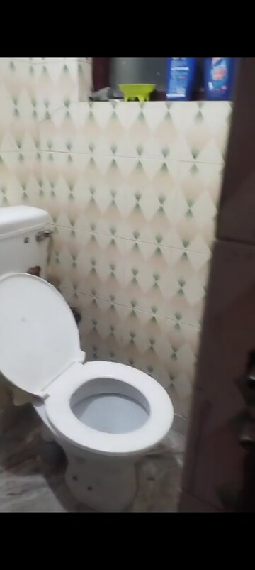 Bathroom in 2.5 BHK Builder Floor at Mayur Vihar Phase 1 – for Sale