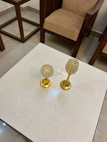 Furnished Amenities in 2 BHK Apartment at Greater Kailash I – for Rent