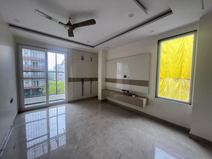 Room, shivalik colony 3 Bedroom 1800 Sq.Ft. Builder Floor In Shivalik Colony Delhi 8037692