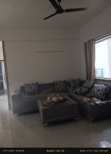 Living Room in 1 BHK Builder Floor at Unitech Arcadia, South City 2 – for Rent