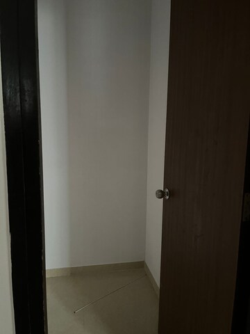 Room in 2 BHK Apartment at Lodha Casa Urbano, Dombivli East – for Rent