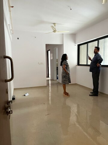 Room in 2 BHK Apartment at Lodha Palava Downtown Dombivli East, Dombivli East – for Rent
