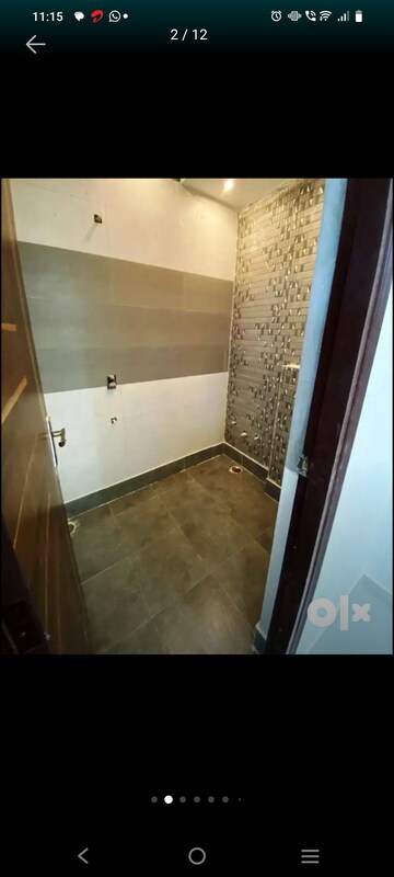 Bathroom in 2 BHK Builder Floor at Sector 7 – for Rent