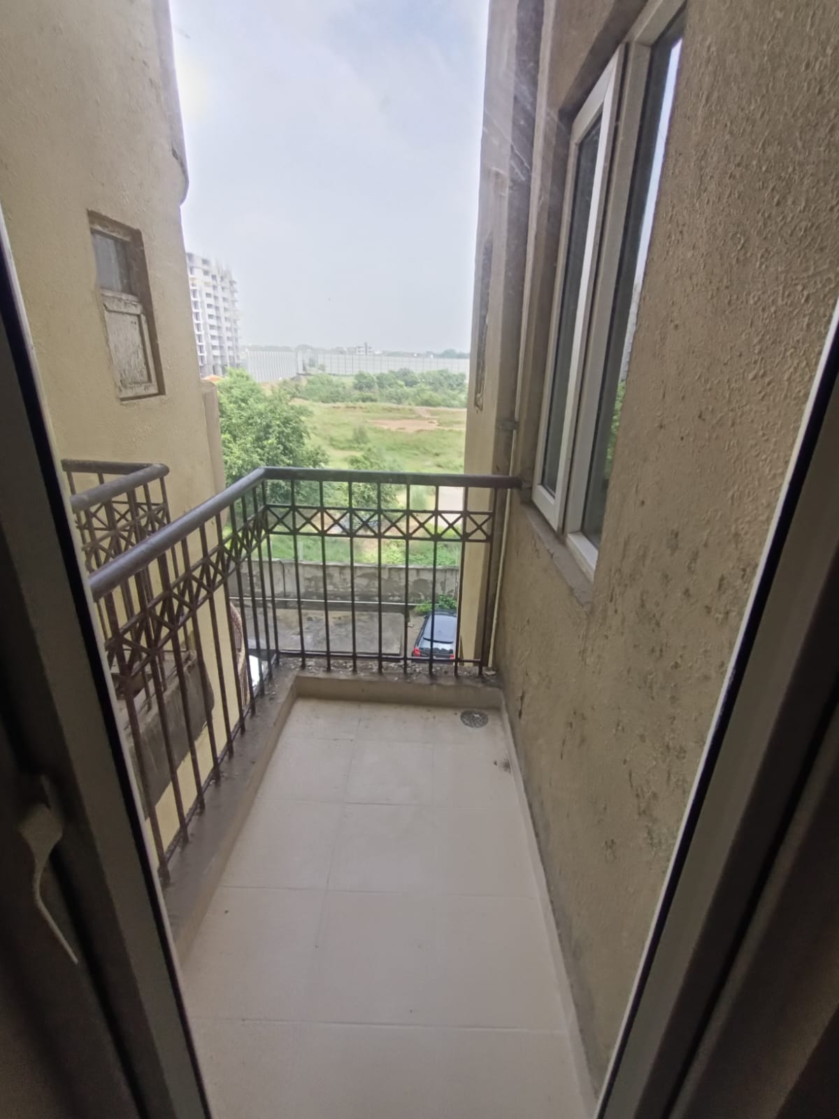 2.5 BHK + Study Room Apartment For Sale in Nirala Aspire