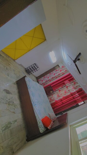 Master Bedroom in 2 BHK Apartment at Sector 66 – for Rent
