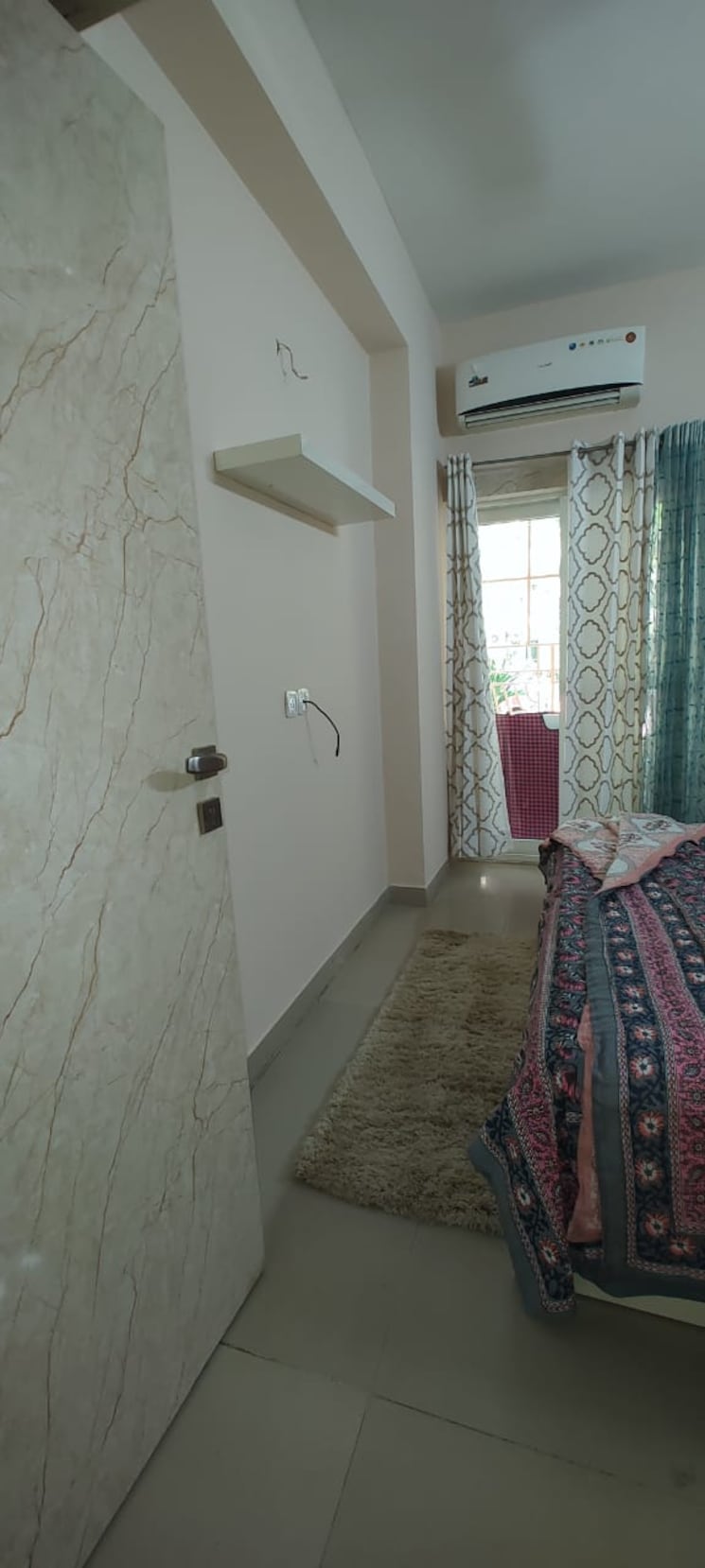 Balcony, mahagun-moderne 2.5 Bedroom 1250 Sq.Ft. Apartment In Sector 78 Noida 8037877