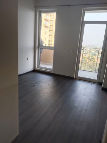 Room in 2 BHK Apartment at Ireo The Corridors, Sector 67a – for Rent
