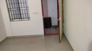 Room in 2 BHK Apartment at Whitefield – for Rent