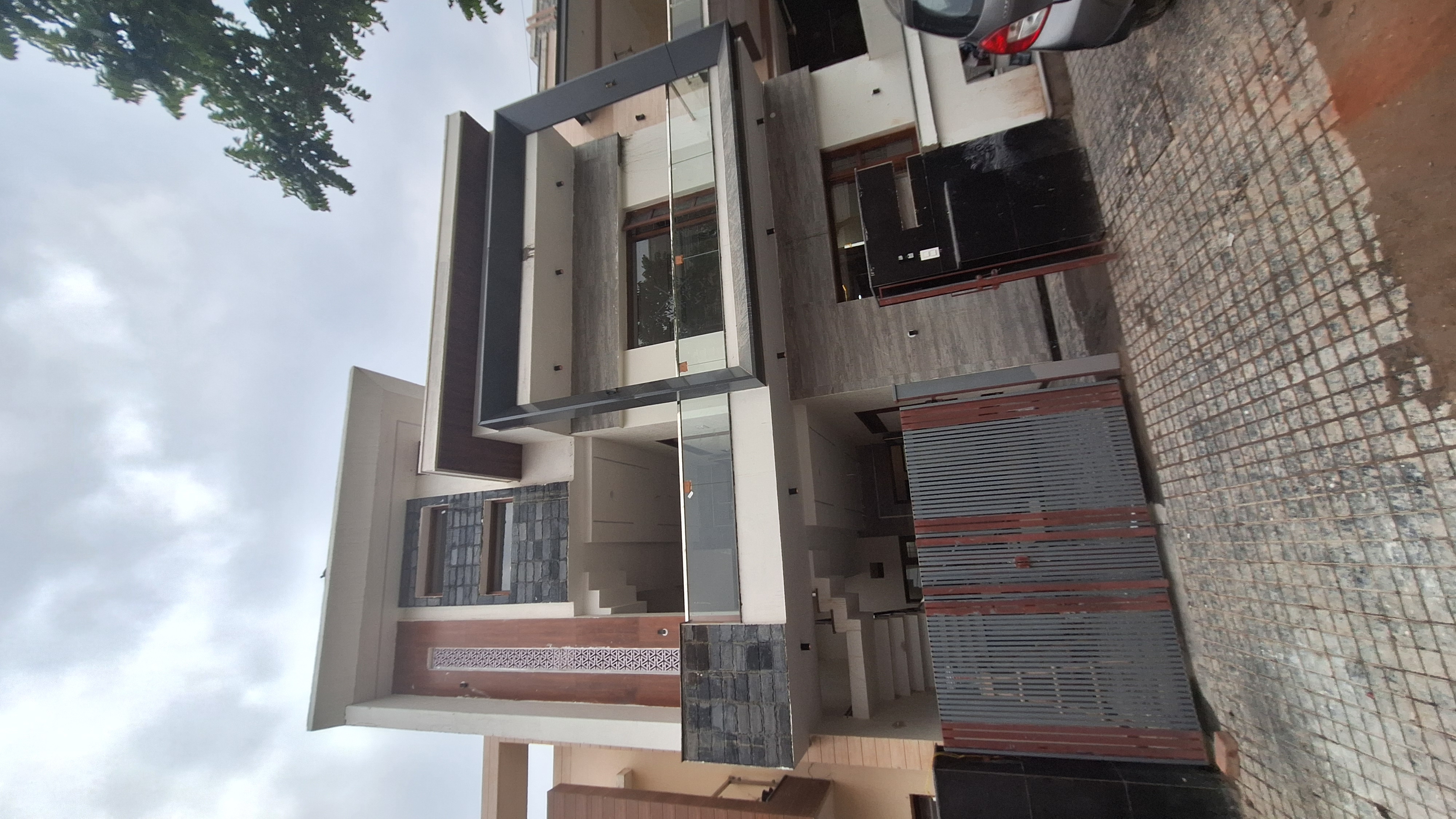 4 BHK Independent House For Sale in Sunny Enclave