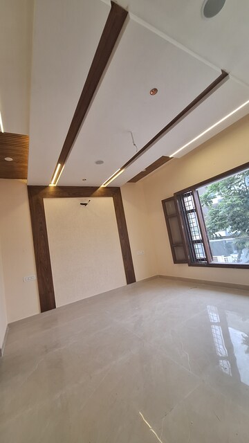 Furnished Amenities in 4 BHK Independent House at Sunny Enclave – for Sale
