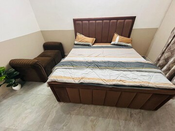 Bedroom in 2.5 BHK Apartment at Paschim Vihar – for Rent