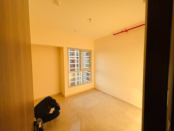 Room in 2 BHK Apartment at Piramal Vaikunth Vairat, Ashok Nagar – for Rent