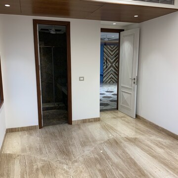 Room in 4 BHK Builder Floor at Vasant Vihar – for Sale