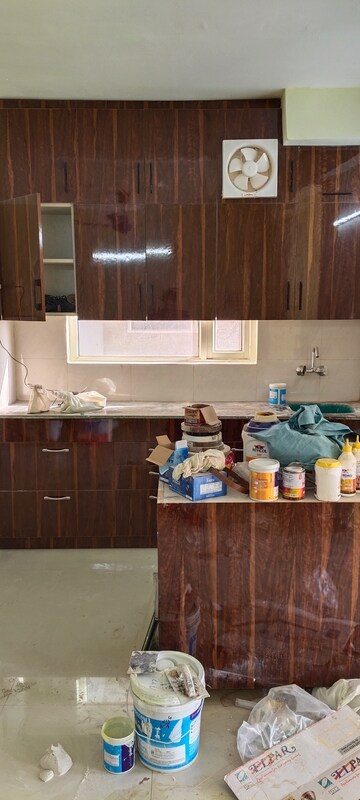 Furnished Amenities in 2 BHK Apartment at Pyramid Elite, Sector 86 – for Rent