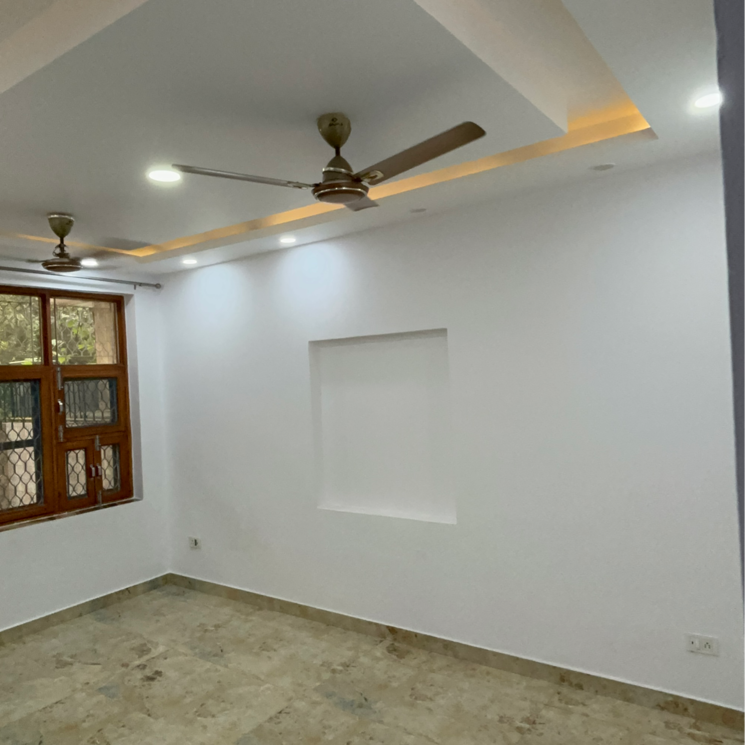 Room, rwa-apartments-sector-52 4 Bedroom 162 Sq.Yd. Independent House In Arun Vihar Noida 8037984