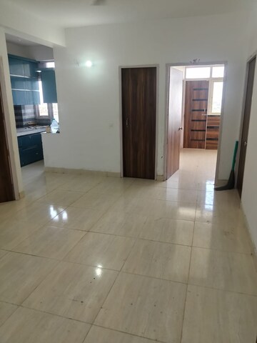 Room in 3 BHK Apartment at Sarvome Shree Homes, Sector 45 – for Rent