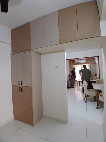 Room in 2 BHK Apartment at Tragad – for Rent