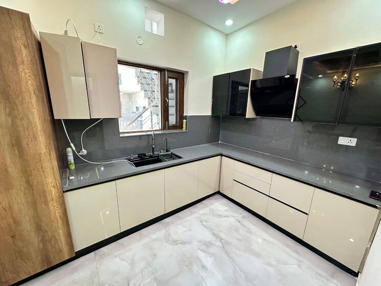 Kitchen, kharar road 4 Bedroom 125 Sq.Yd. Independent House In Kharar Road Mohali 8038116