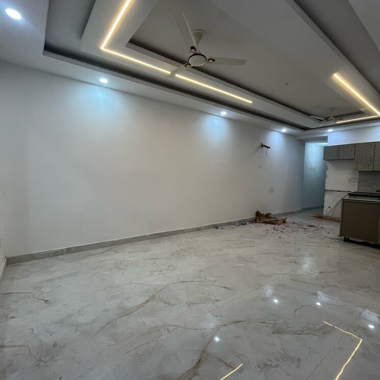 Room, risland-sky-mansion 3 Bedroom 1200 Sq.Ft. Builder Floor In Chattarpur Delhi 8038131