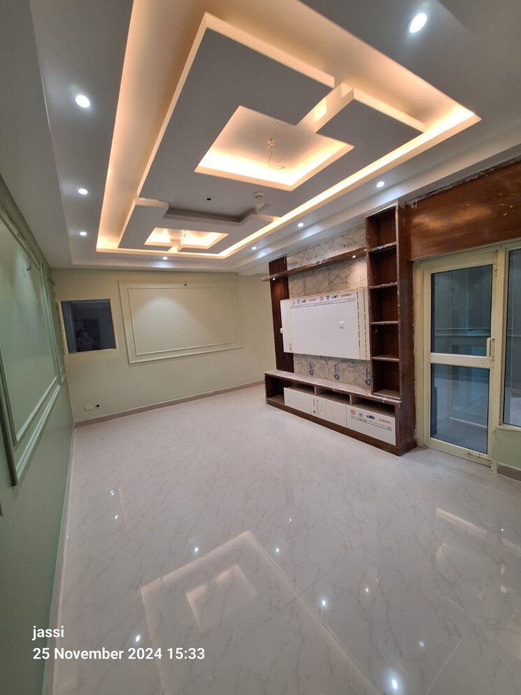 Kitchen, mahagun-mantra-i 2 Bedroom 1200 Sq.Ft. Apartment In Sector 10 Greater Noida Greater Noida 8038137