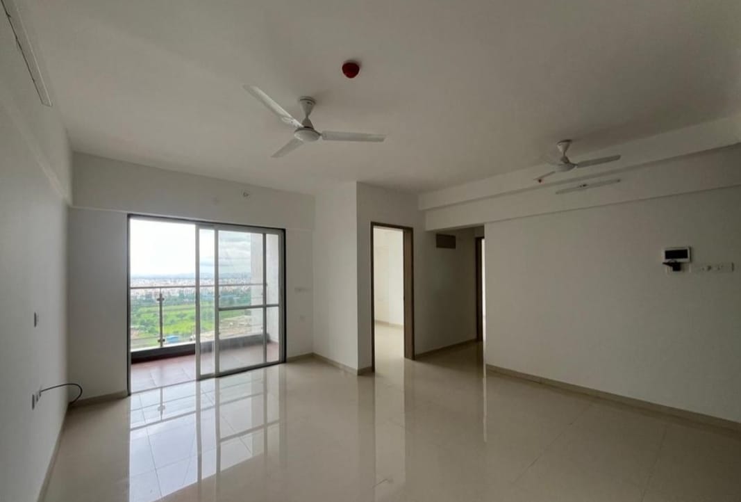 2 BHK Apartment For Sale in Shree Venkatesh Graffiti Glover
