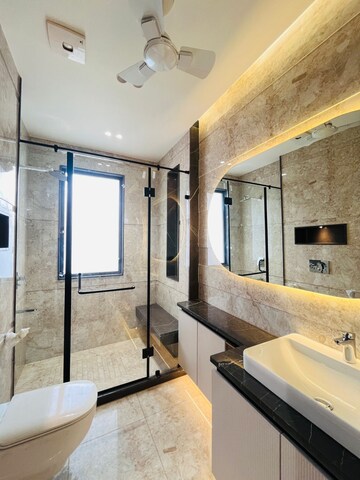 Building Lobby in 3.5 BHK Builder Floor at Uppal Southend, Sector 49 – for Sale
