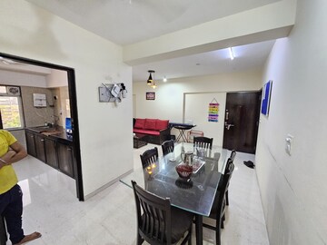 Master Bedroom in 2 BHK Apartment at Millionaire Heritage, Andheri West – for Rent