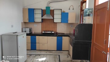 2 BHK Independent House For Rent in Sector 15