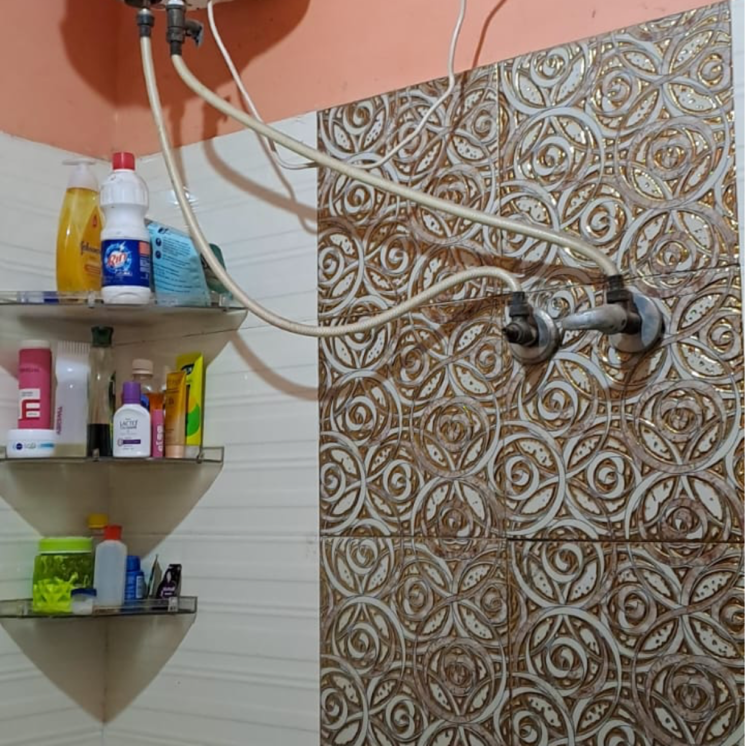 undefined, shahdara 2 Bedroom 60 Sq.Yd. Builder Floor In Shahdara Delhi 8038228